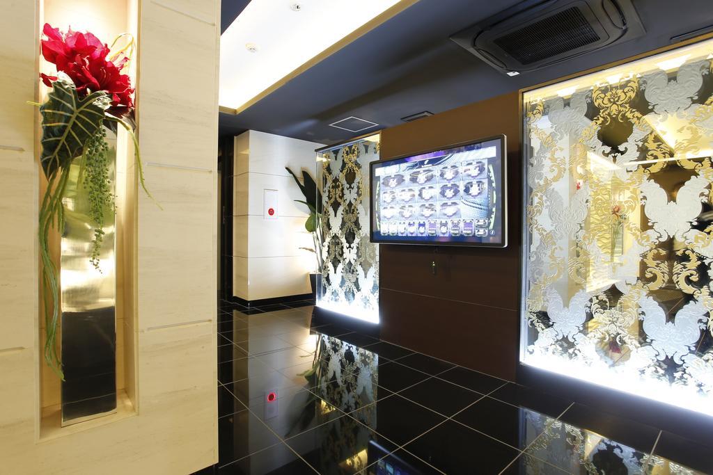 Hotel Moana Shinjuku (Adults Only) Tokio Buitenkant foto