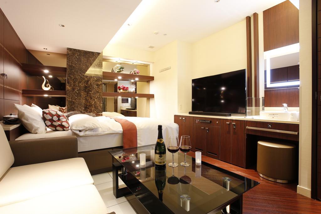 Hotel Moana Shinjuku (Adults Only) Tokio Buitenkant foto