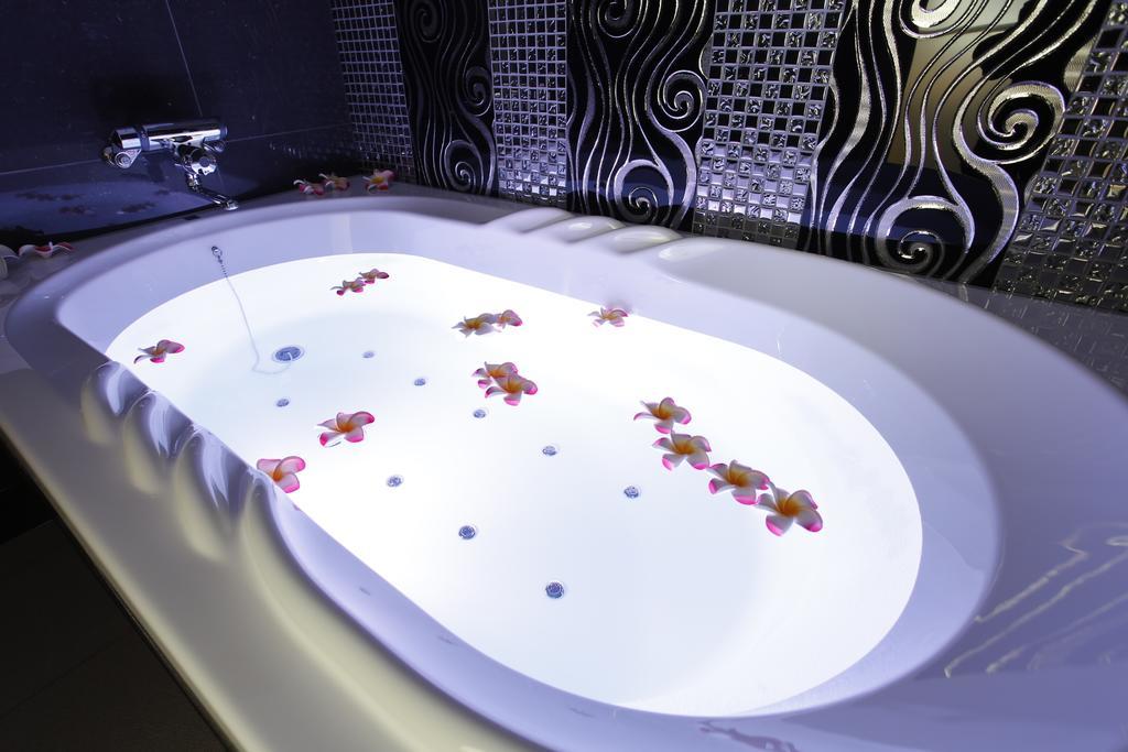 Hotel Moana Shinjuku (Adults Only) Tokio Buitenkant foto