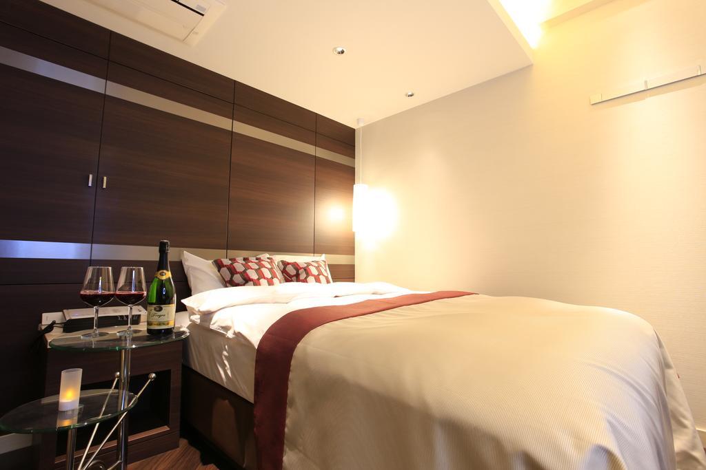 Hotel Moana Shinjuku (Adults Only) Tokio Buitenkant foto