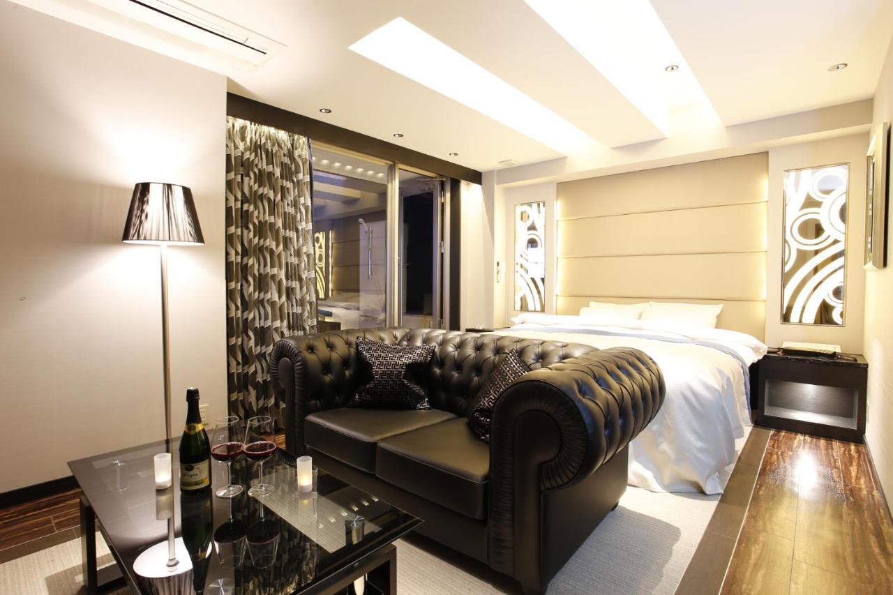 Hotel Moana Shinjuku (Adults Only) Tokio Buitenkant foto